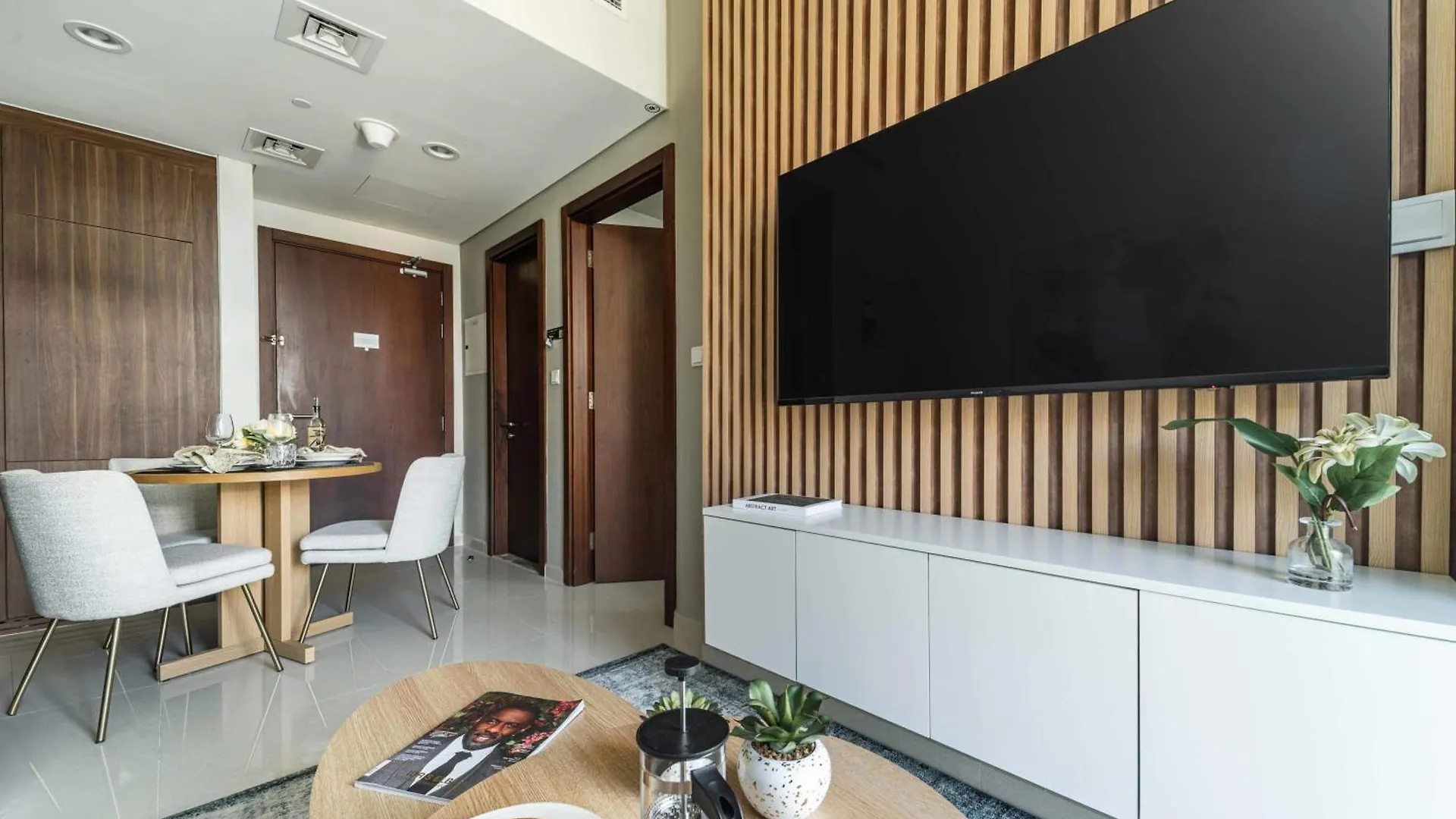 Apartment Frank Porter - Reva Residence Dubai